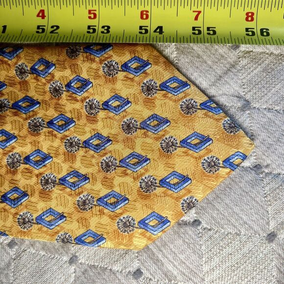 Ermenegildo Zegna 100% Silk Yellow Gold & Blue Diamond Shapes w/ Dandelions Tie - Picture 11 of 12